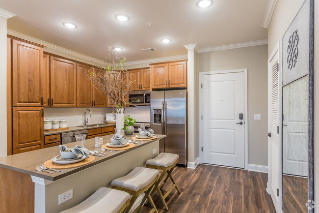 2 BR, 2 BA - 1169 SF - Kitchen - The Residences at Thornwood