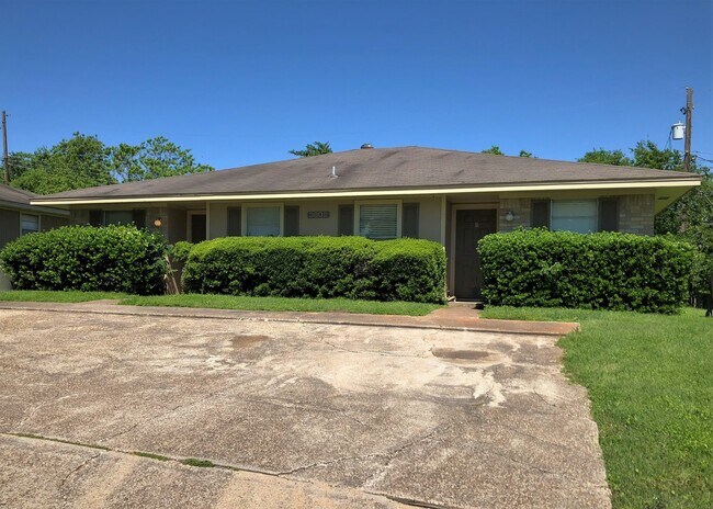 Foto del edificio - 3605 Comanche