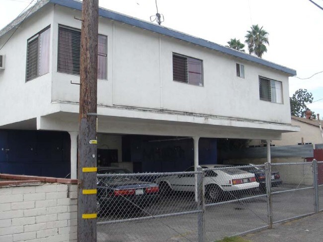 Building Photo - 11447 Tiara St