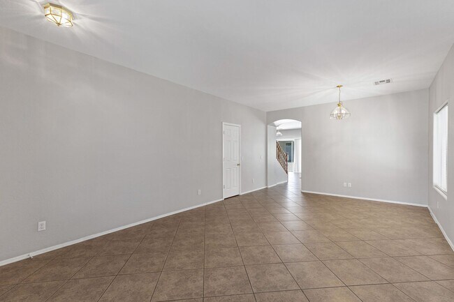 Foto del edificio - Large two story home in San Tan Heights!