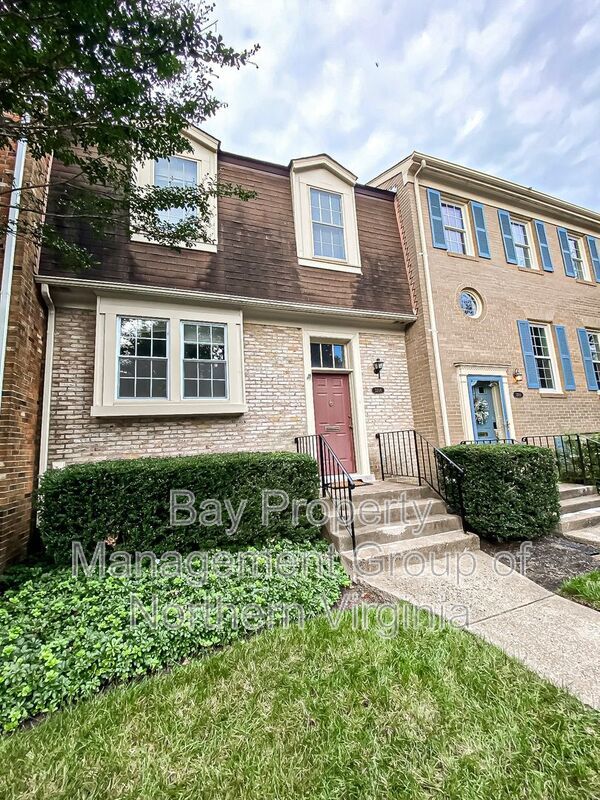 Building Photo - 3208 Cantrell Ln