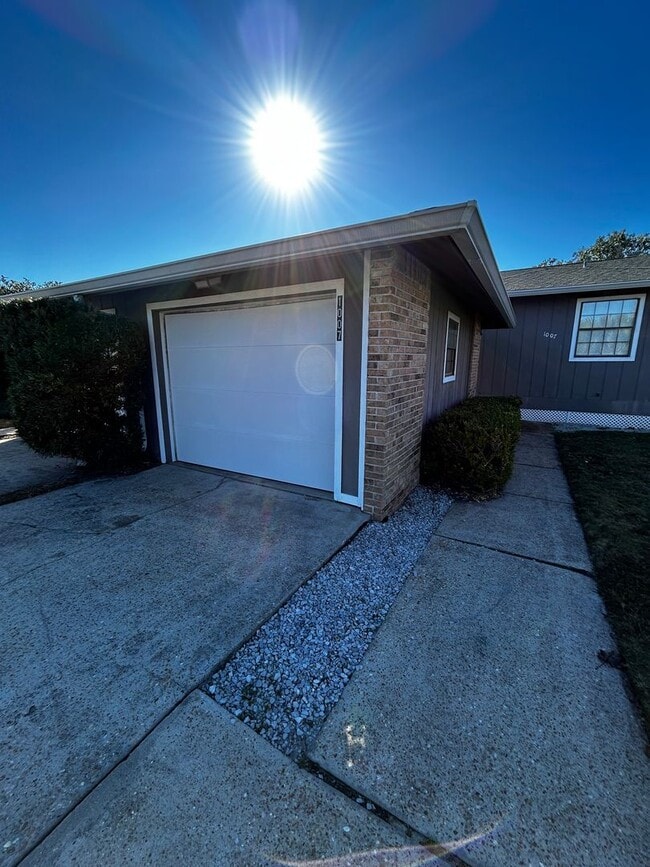 Foto del edificio - 1007 11th Ct