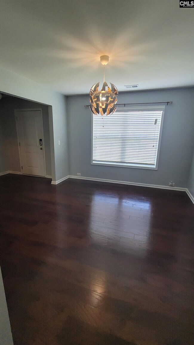 Building Photo - 515 Kimpton Dr