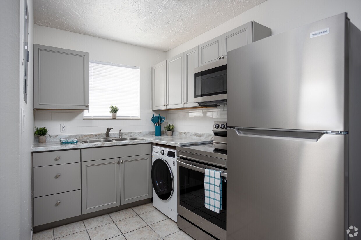 1BR, 1BA - Cocina de 752SF - Ascend 3650