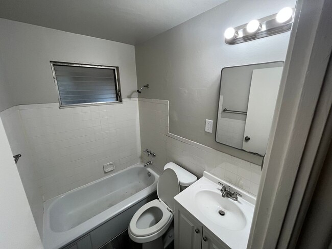 Building Photo - Newly Renovated Three Bedroom Coming Avail...