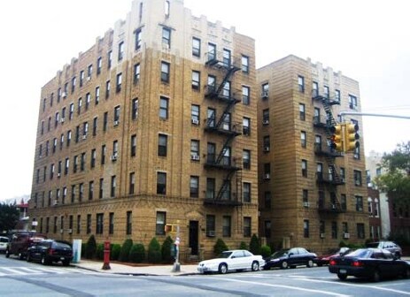 Primary Photo - 105 Avenue P
