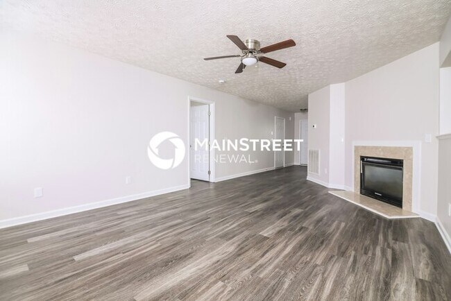Foto del edificio - 3 Bedroom Pet-Friendly Home in KNIGHTDALE,...