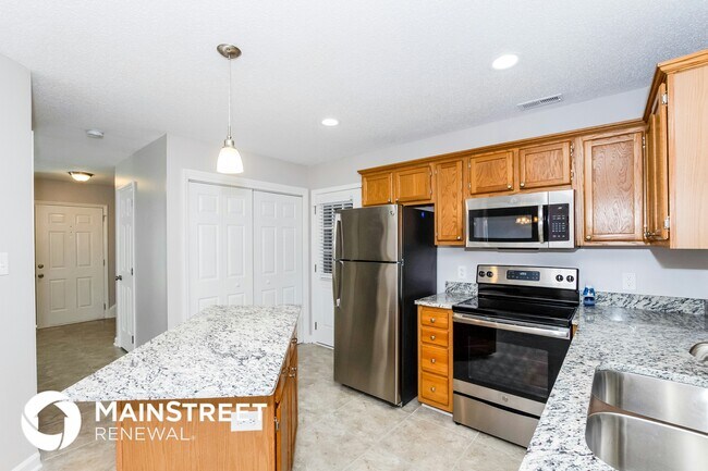 Foto del edificio - 7206 Rothmore St