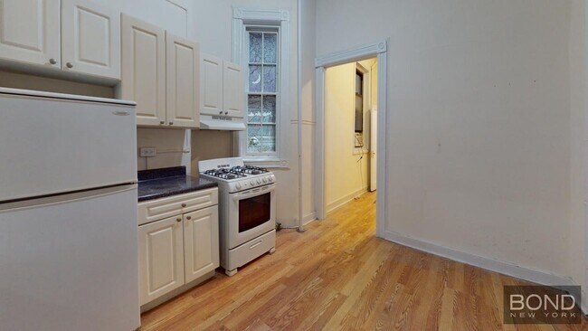 Foto del edificio - 165 E 87th St