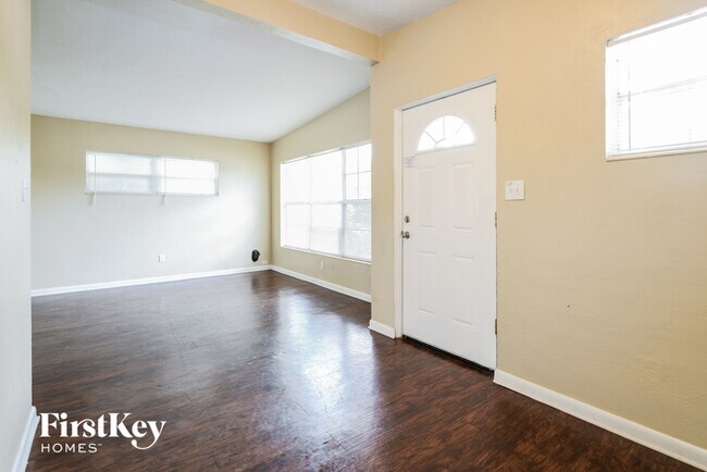 Foto del edificio - 1521 Heather Ave