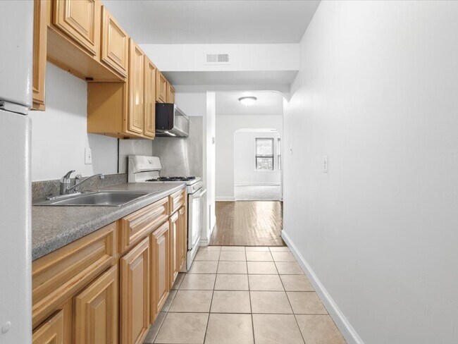 Foto del edificio - 305 34th St SE