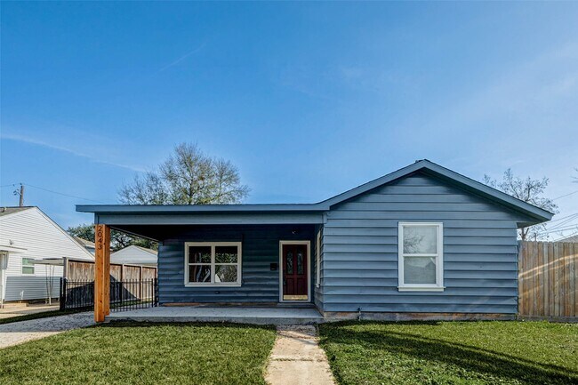 Foto del edificio - 2043 Alta Vista St