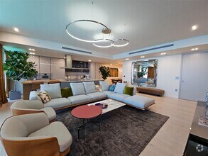 Building Photo - 15701 Collins Ave