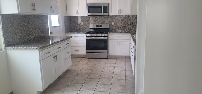 Foto del edificio - 280 W 18th St