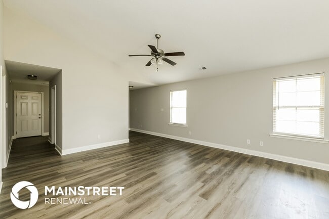 Foto del edificio - 7943 Allen Glen Ln