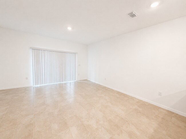 Building Photo - Sabal Terrace Townhomes - New Construction