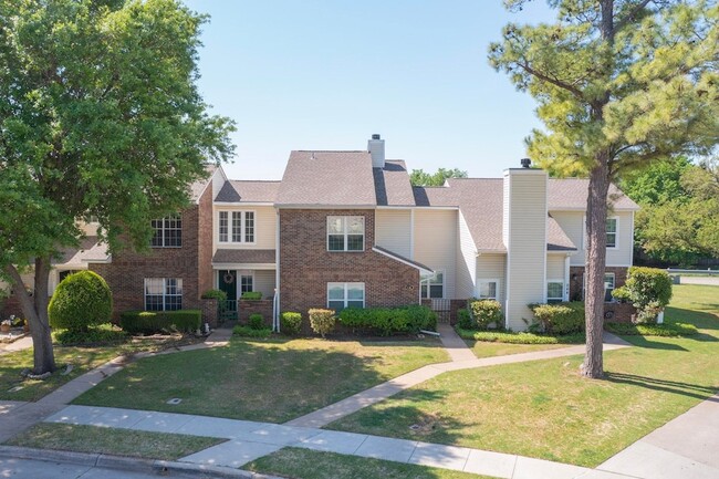 Photo - 846 Creekside Drive Unit Townhome