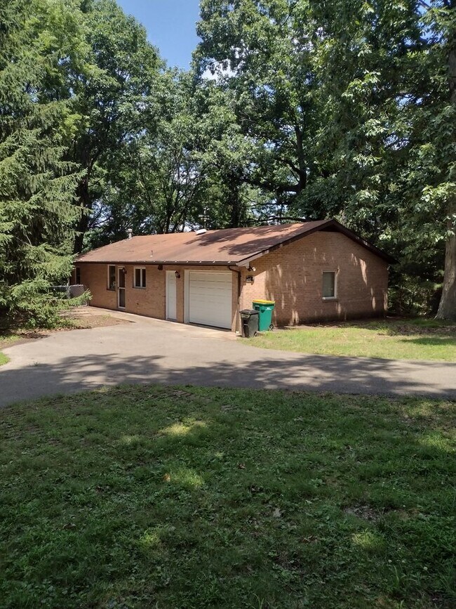 Beautiful Home for Rent House Rental in Pittsburgh, PA