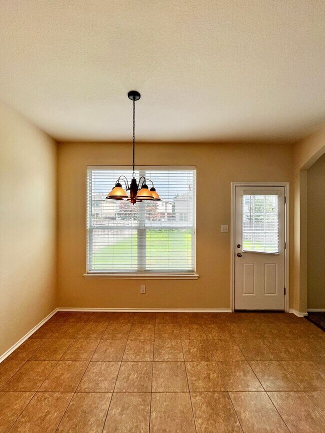 Foto del edificio - PROMO *$250 Admin Fee Waived* AND!! $250 O...