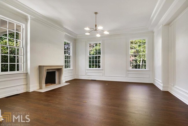Building Photo - 1609 S Ponce De Leon Ave NE