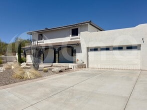 Building Photo - 3700 N San Sebastián Dr