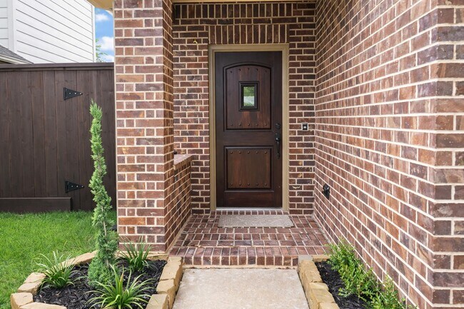 Foto del edificio - 12403 Fern Meadow Dr