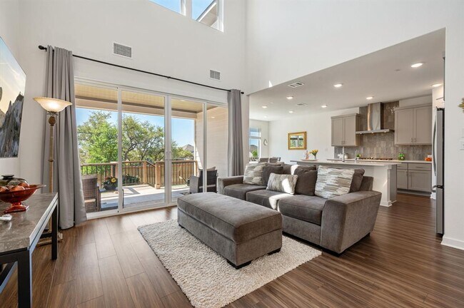 Foto del edificio - 256 Comfort Maple Ln