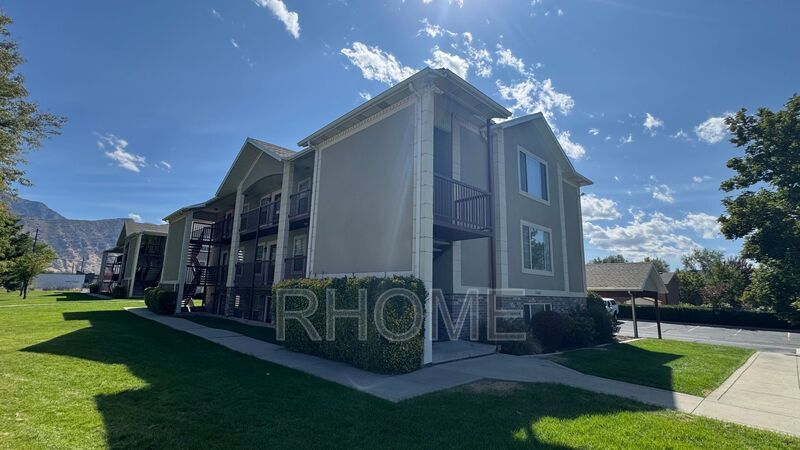 Foto principal - 1060 S Orem Blvd