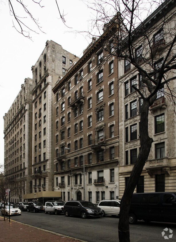 700 W 180th St - 625 W 156th St
