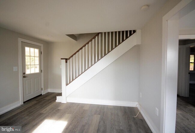 Foto del edificio - 11627 Creagerstown Rd