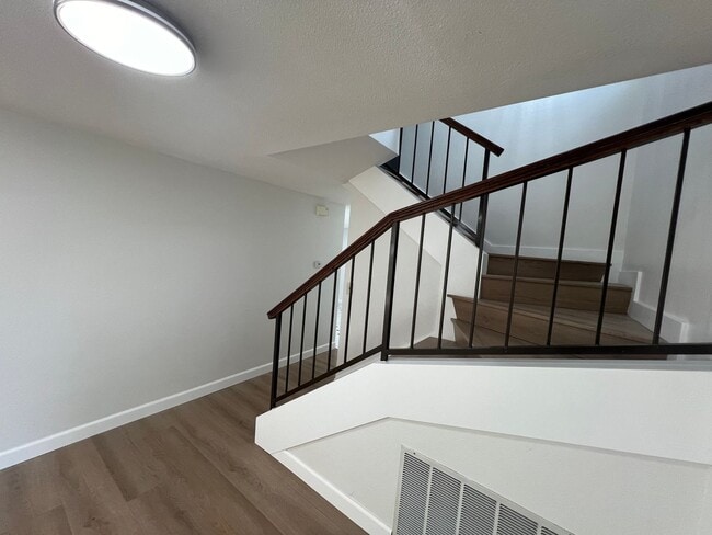 Building Photo - Great Large House ready for you to Make it a Home