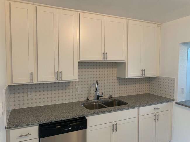 Foto del edificio - 3905 W Morrison Ave