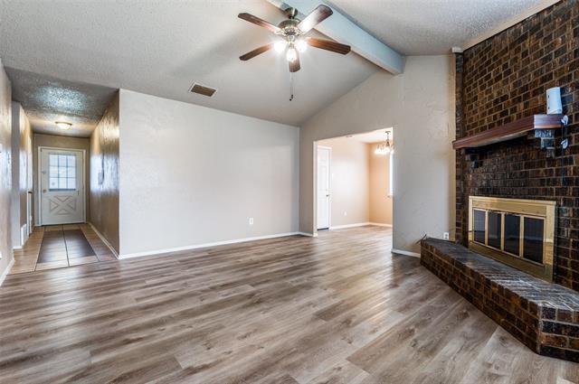 Building Photo - 2922 Pepperidge Dr E