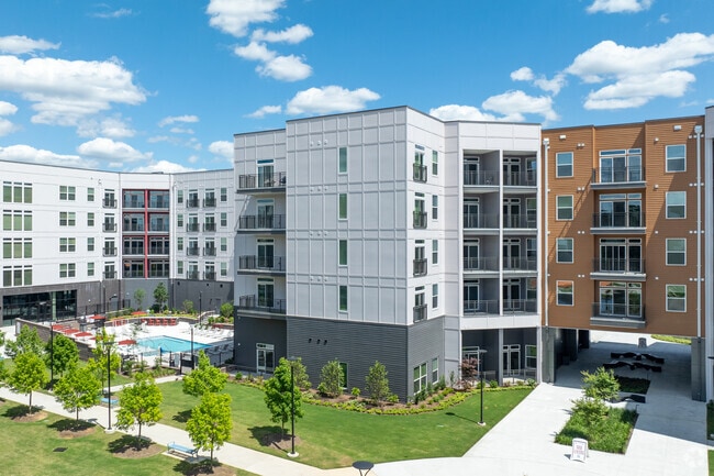 Courtyard - Centro at Pine Nash