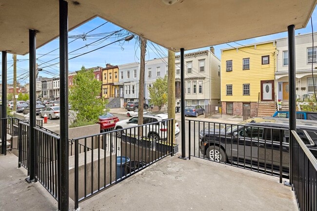 Foto del edificio - 173 Van Horne St