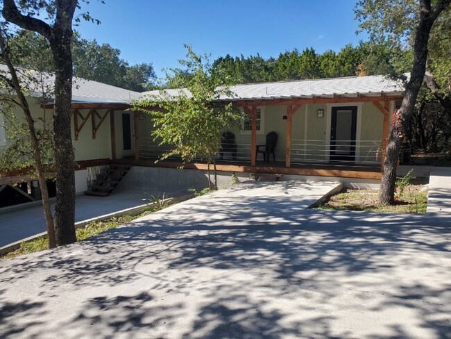 Foto del edificio - 2179 Puter Creek Rd
