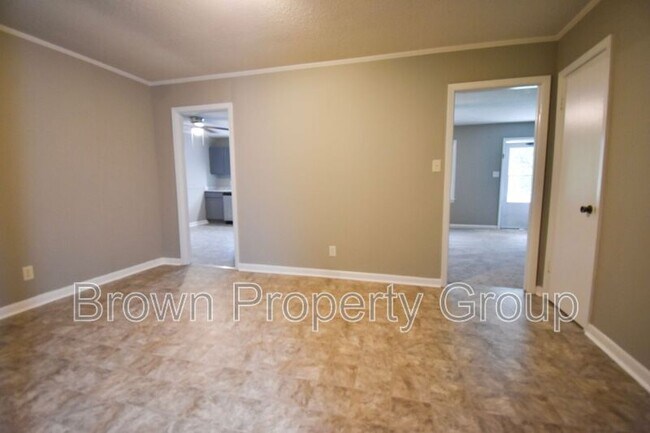 Building Photo - 5138 Longbranch Dr