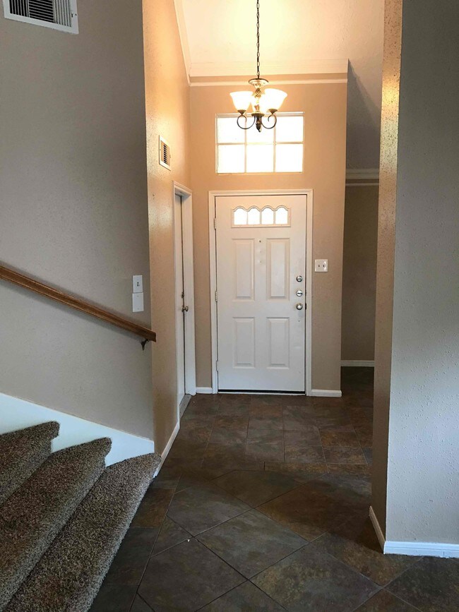 Foto del edificio - 5427 Fern Park Drive