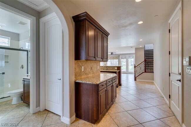 Building Photo - 13 Avenza Dr