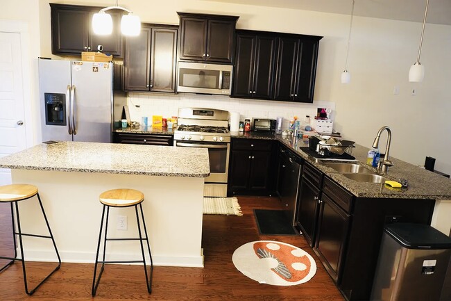 Building Photo - 6425 Swatner Dr