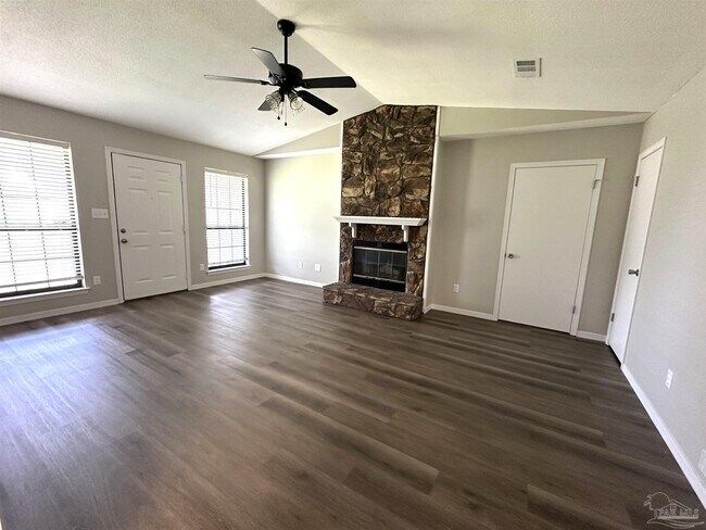 Foto del edificio - 10150 Candlestick Ln