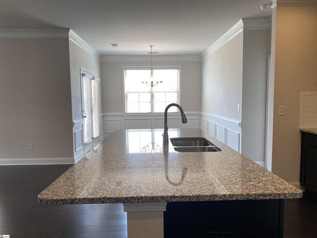Building Photo - 126 Northwild Dr