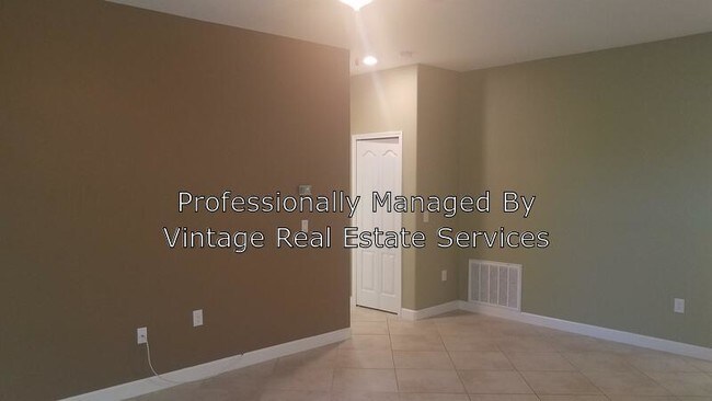 Building Photo - 10707 River Hawk Lane