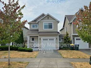 Building Photo - 4741 Parker St