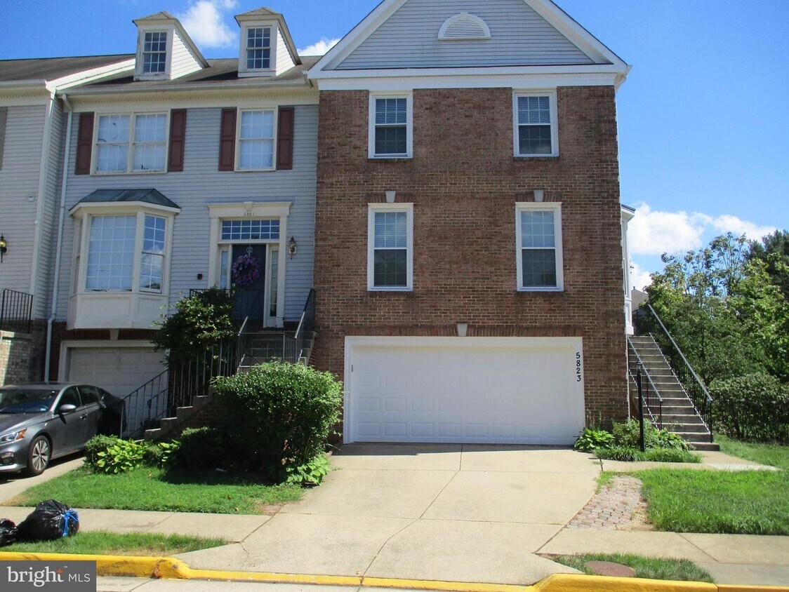 5823 Appleford Dr, Alexandria, VA 22315 Townhome Rentals in
