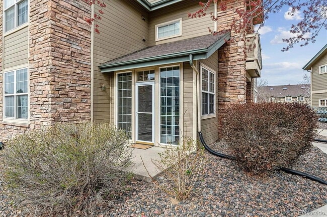 Building Photo - "Spacious 2-Bed, 2-Bath Condo with Pool Ac...