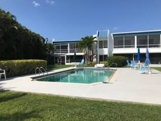 Foto del edificio - 974 NW Spruce Ridge Dr