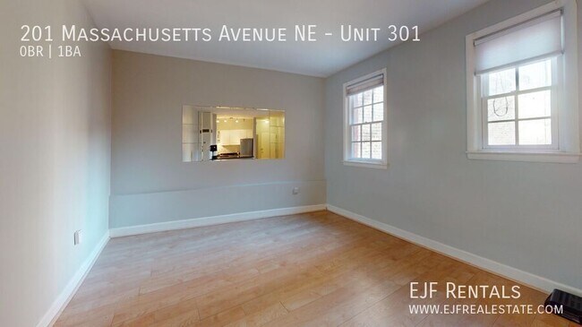 Foto del edificio - 201 Massachusetts Ave NE
