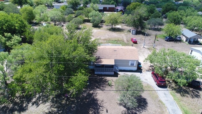 Photo - 145 County Road 3821 House