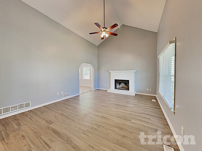 Foto del edificio - 4860 Country Cove Way